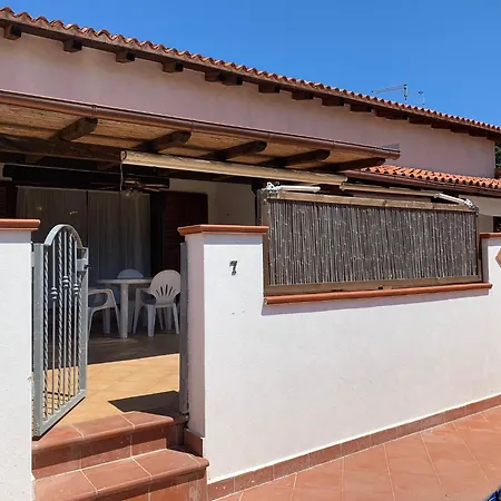 Apartment I Geranei 3 *